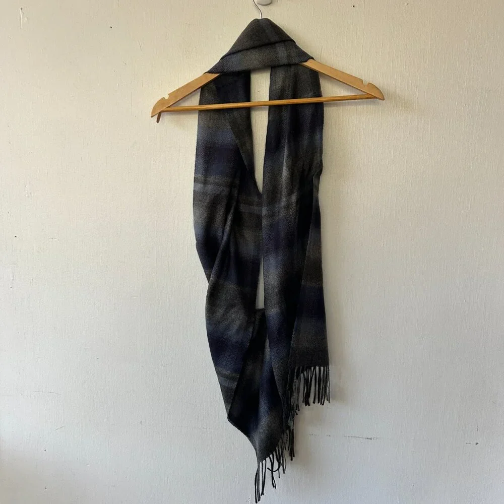 Goodfellow Mens Scarf Gray Blue NWT Fringe Lightweight‎